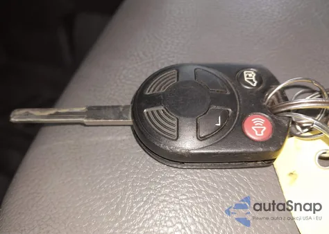 2016 Ford Transit-250 z USA, uszkodzony, nr VIN 1FTYR1CM5GKA31353